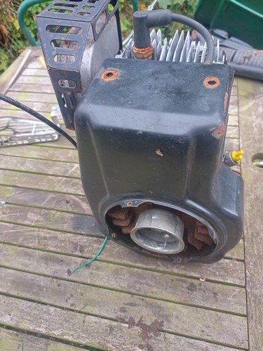 Qualcast 35s lawnmower - qualcast,